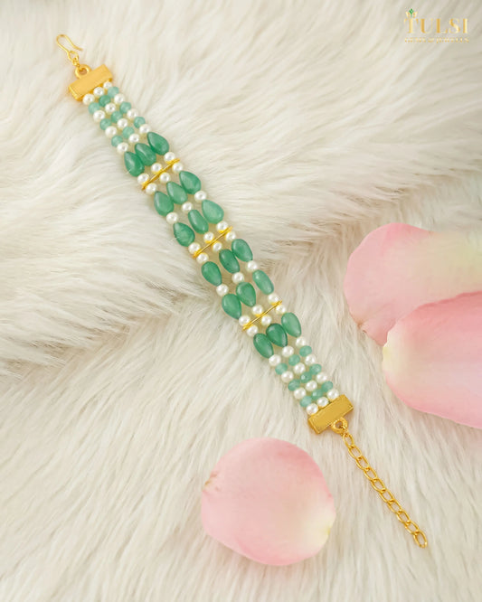 Multi-Layer Pearl Green Beds Bracelet, Gold Tone Handmade Elegant Jewelry Gift for her