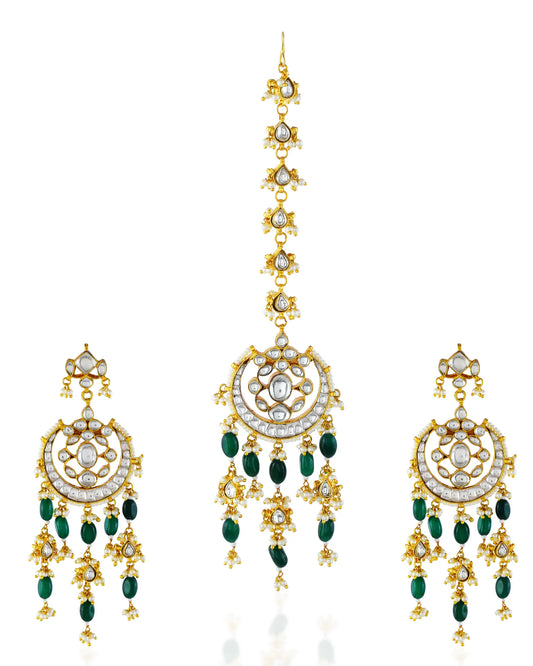 Kundan Pearl Maang Tikka and Earrings Set