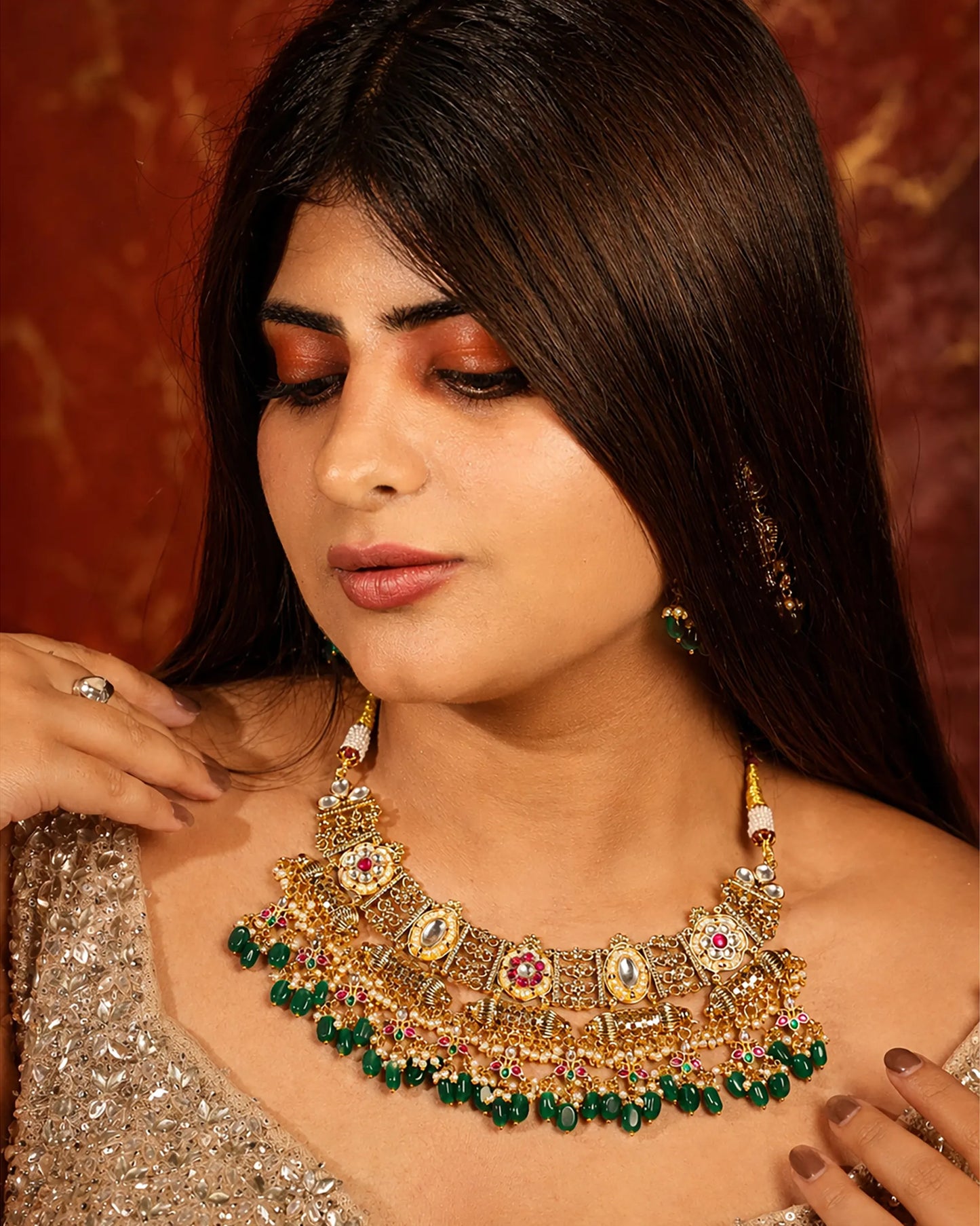 Antique Kundan Choker Necklace Set with Green Beads