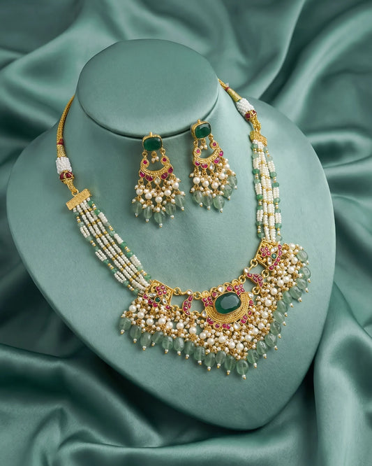 Vintage Kundan Pearl Necklace Set – Traditional Mughal Bridal Jewelry