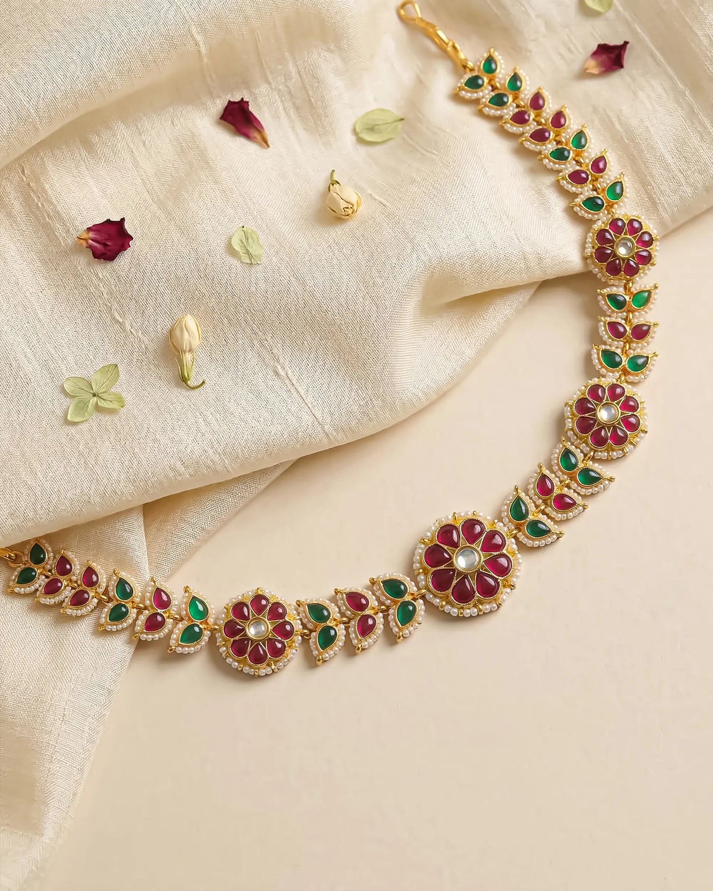 Handmade Kundan Pearl Matha Patti, Red Green Floral Bridal Headpiece, Boho Ethnic Jewelry