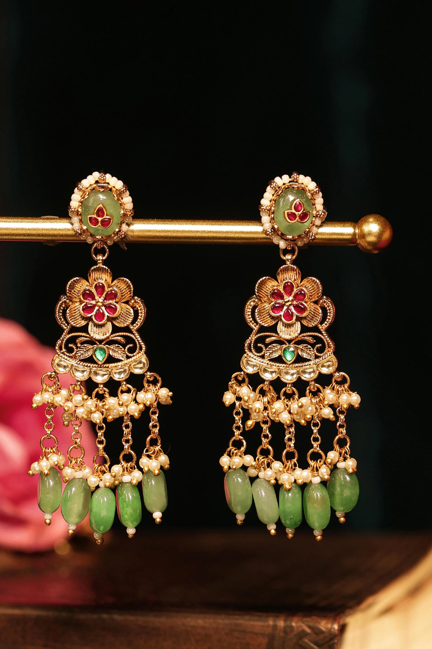 Traditional Green Kundan Choker Necklace Set with Matching Earrings