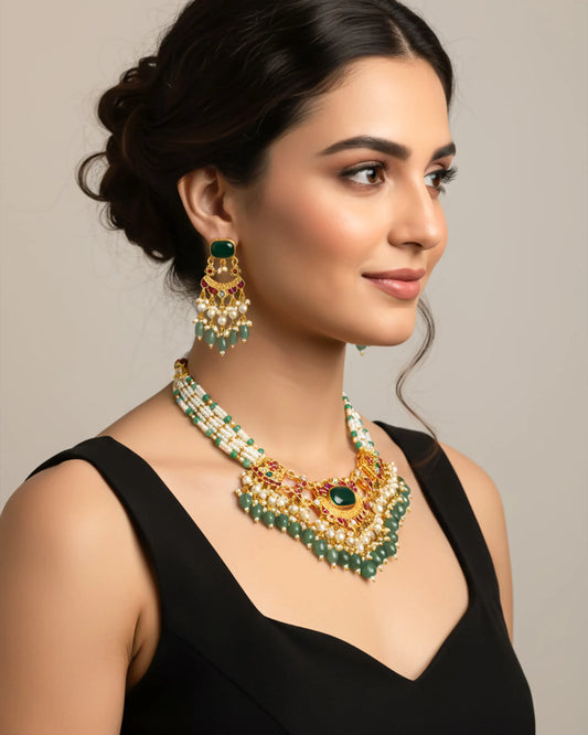 Vintage Kundan Pearl Necklace Set – Traditional Mughal Bridal Jewelry