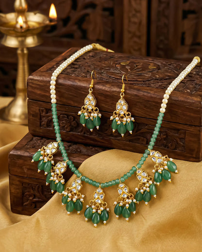 Handmade Kundan Bridal Jewelry Set: Green Beads and Pearls Necklace Earrings Jewelry