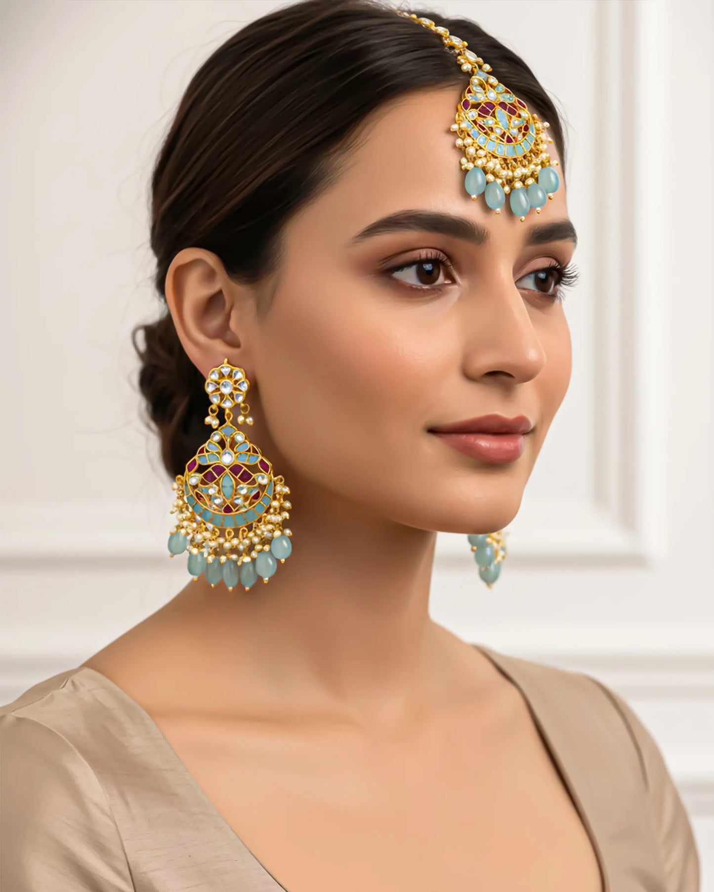 Gold Plated Kundan Tikka Set with Earrings