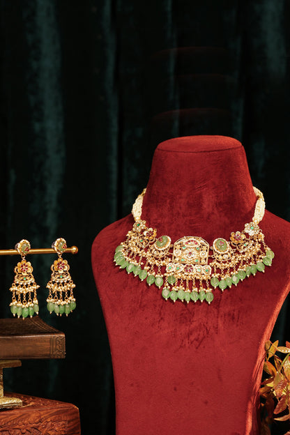 Traditional Green Kundan Choker Necklace Set with Matching Earrings