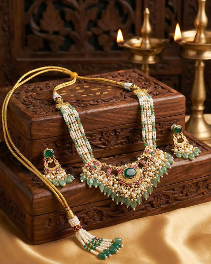 Vintage Kundan Pearl Necklace Set – Traditional Mughal Bridal Jewelry