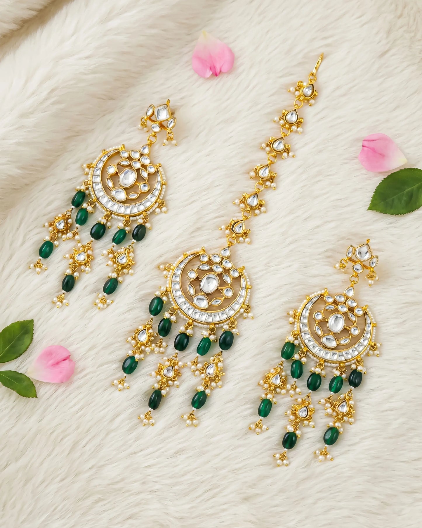 Kundan Pearl Maang Tikka and Earrings Set
