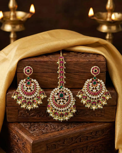 Gold Kundan Chandbali and Maang Tikka Set