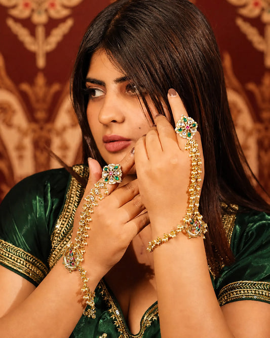Green Red Polki Hand Bracelet Ring