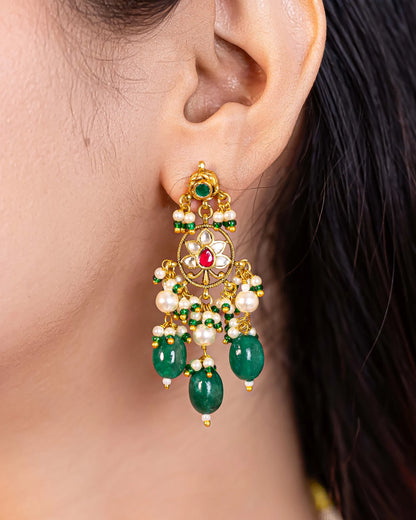 Designer Gold Plated Indian Jewelry Set – Pearl Necklace with Green Stone
