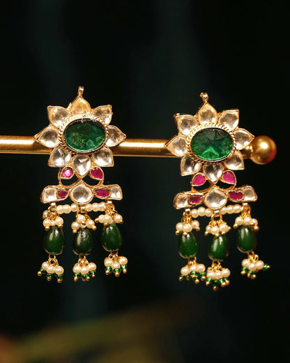 Designer Sparkling Kundan Choker Set – Green Bead Necklace with Floral Earrings
