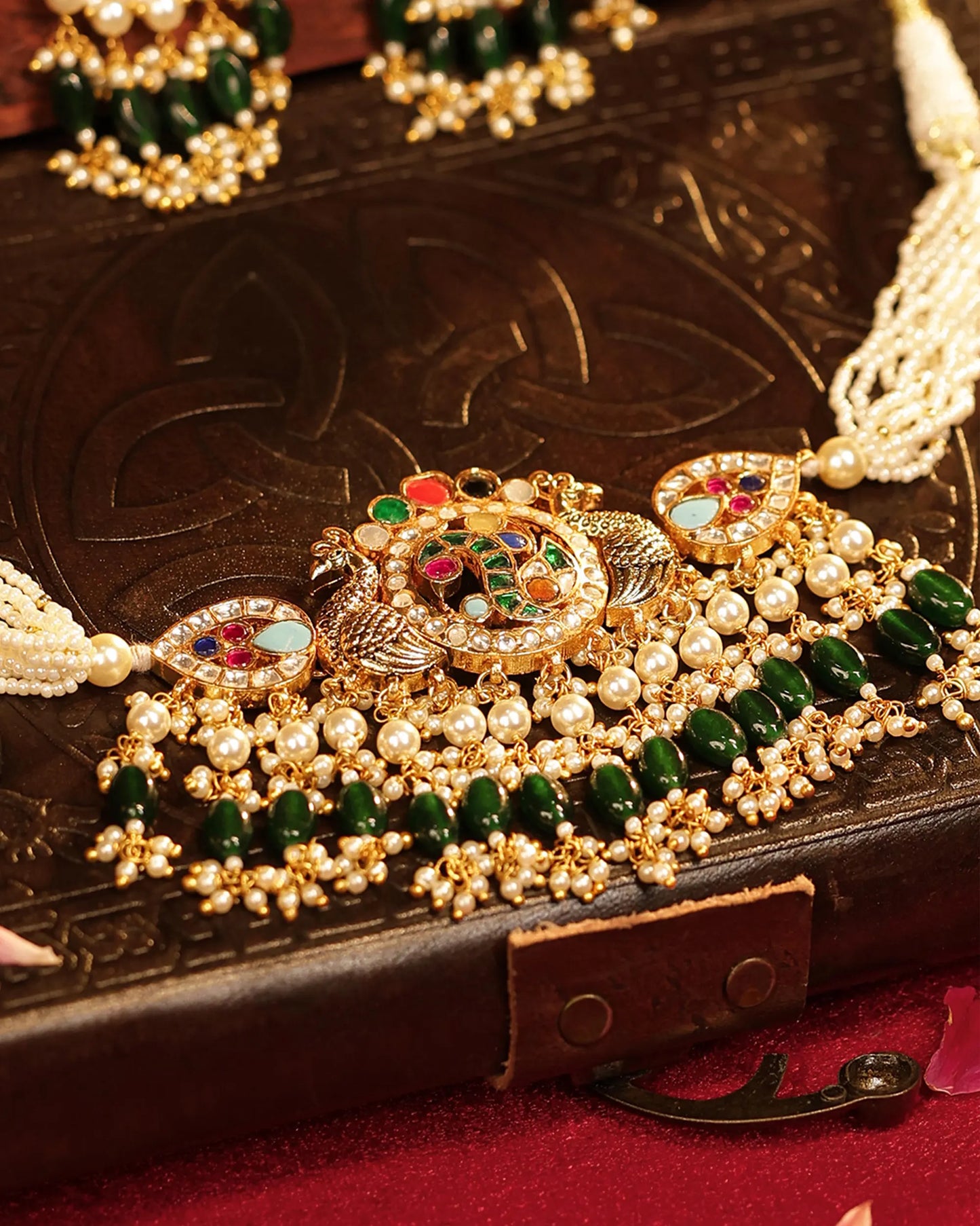 Green Bead Kundan Choker Set, Gold-Plated Indian Bridal Wedding Necklace, Traditional Jewelry