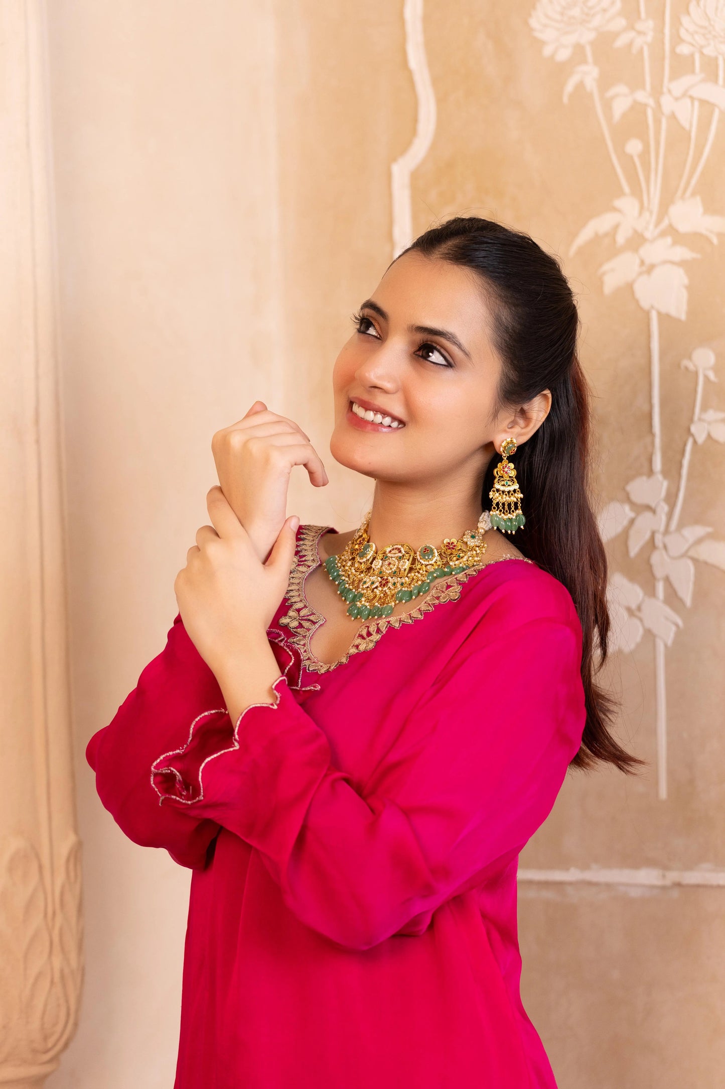 Traditional Green Kundan Choker Necklace Set with Matching Earrings
