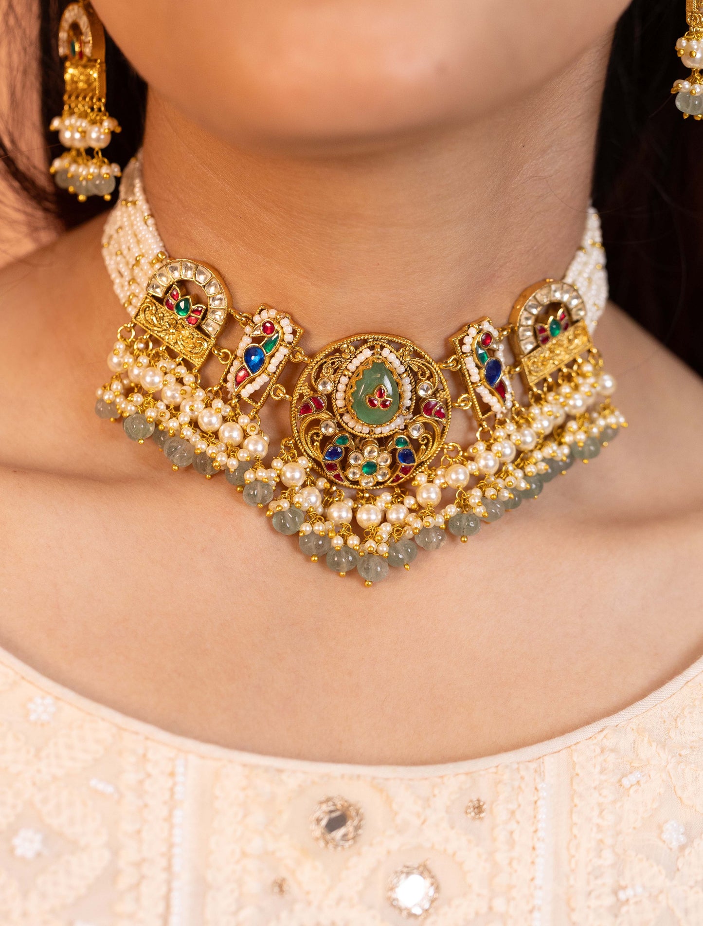 Anvika Green Kundan Choker Necklace Set – Indian Festive Jewellery