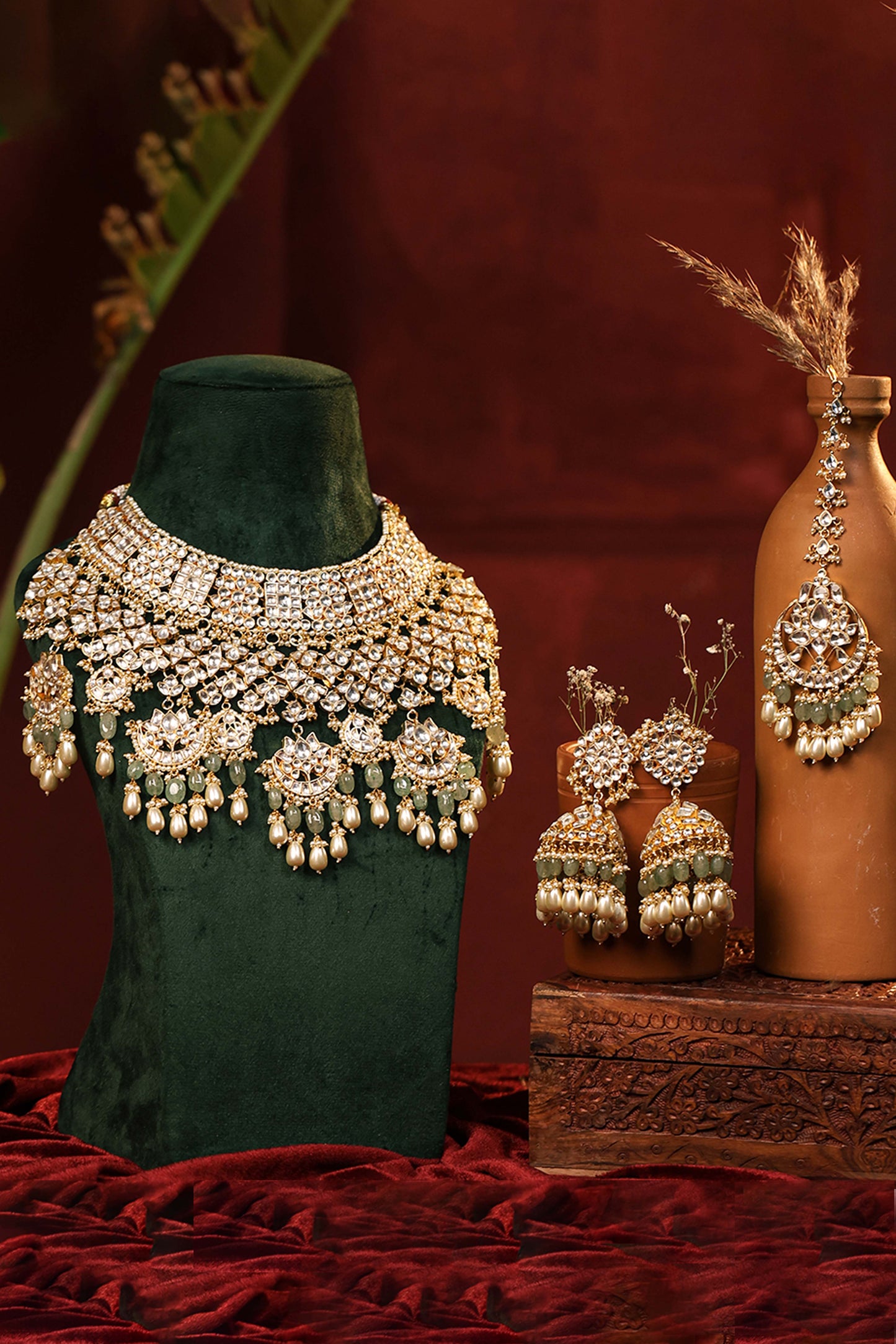 Bridal Choker Necklace With Earrings & Maang Tikka Set