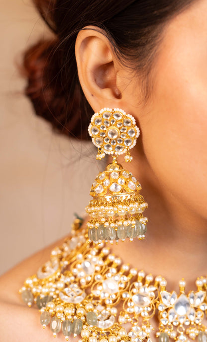 Gold Plated Kundan Bridal Choker Set, Pearl Drop Earrings & Maang Tikka