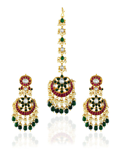 Kundan Maang Tikka and Earrings Set