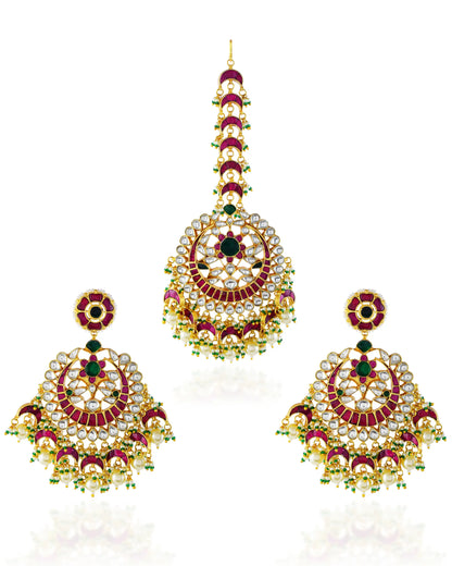 Gold Kundan Chandbali and Maang Tikka Set