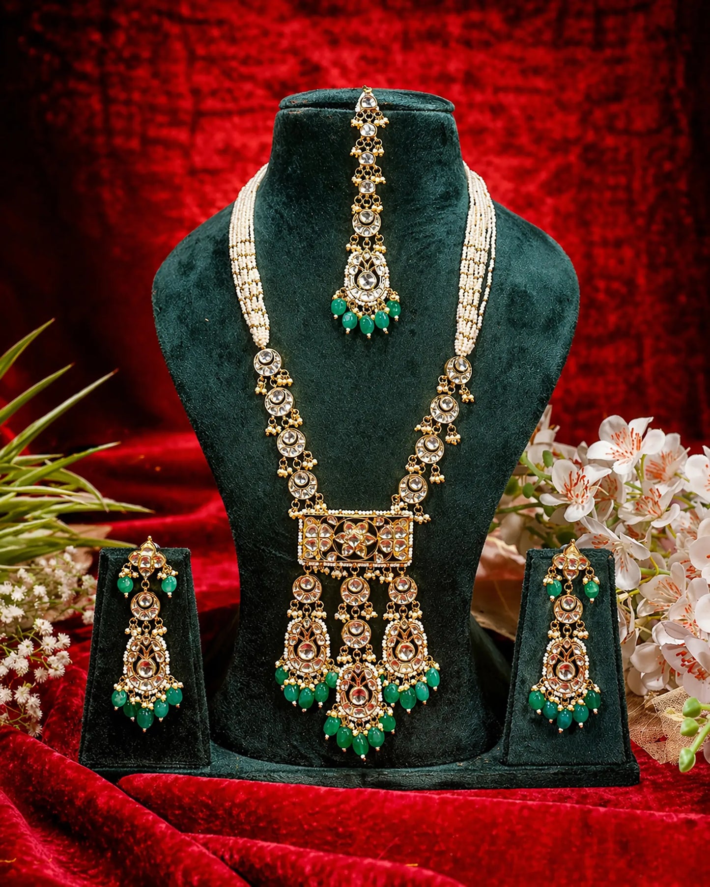 Long Kundan Pearl Pendant Necklace Set, Green Beaded Bridal Jewelry, Indian Wedding Jewelry, Ethnic Polki Necklace Earrings Maang Tikka