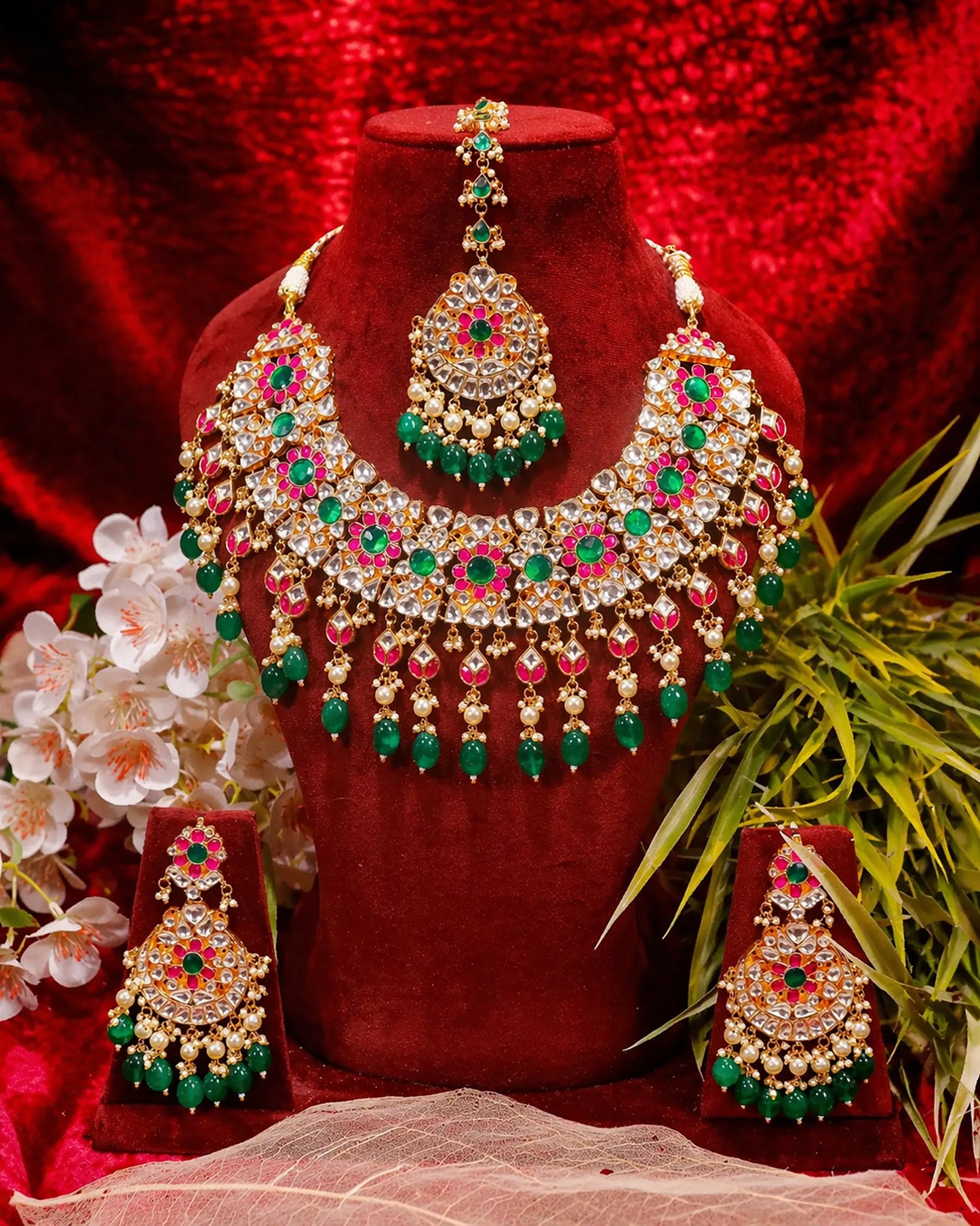 Royal Kundan Polki Bridal Necklace Earrings Set with Green Beads & Maang Tikka  Traditional Indian Wedding Jewelry
