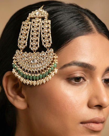 Handmade White Polki Bridal Pasa Jhoomar Jewelry with Green Bead Side Headpiece, Mughal Kundan Pearl Head Accessory for Traditional Weddings
