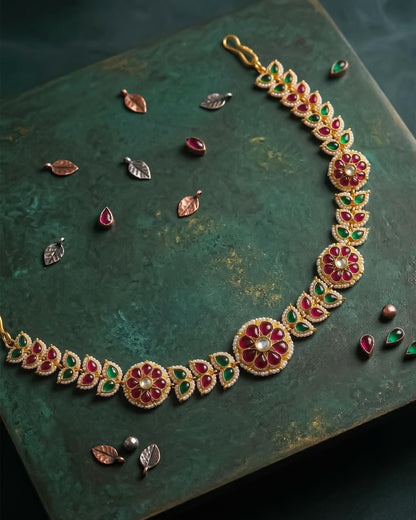 Handmade Kundan Pearl Matha Patti, Red Green Floral Bridal Headpiece, Boho Ethnic Jewelry