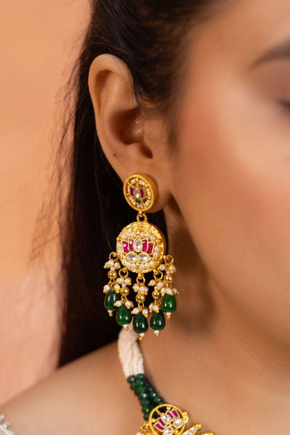 Green Beaded Kundan Choker Necklace Set, Pearl Multi Layer Bridal Jewelry, Indian Wedding Choker, Gold Traditional Necklace with Earrings