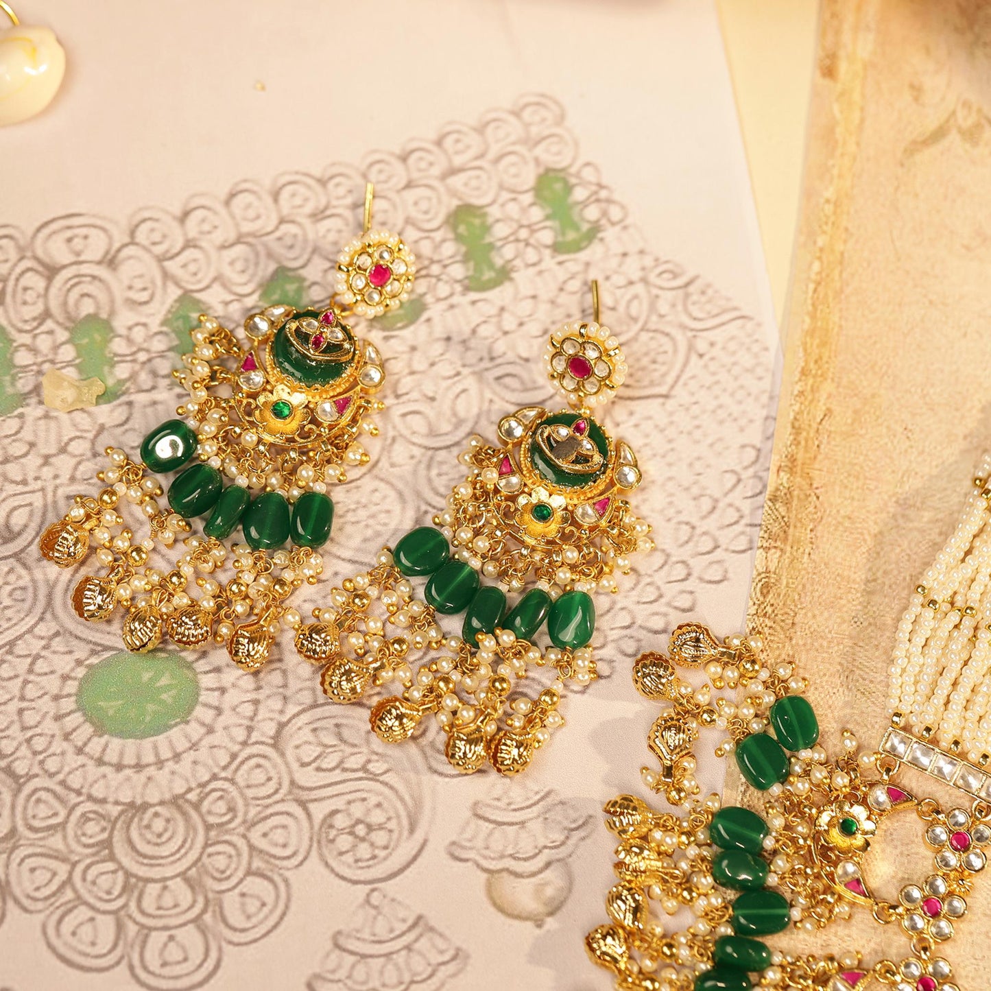 Kundan Pearl Choker Necklace Set with Green Beads, Indian Bridal Jewelry Set, Gold Polki Necklace with Earrings, Wedding Jewelry