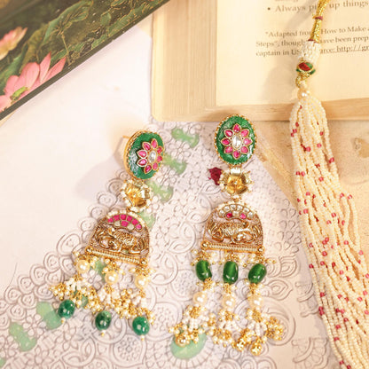 Multi Strand Pearl Choker Necklace Set with Green Kundan Pendant, Indian Bridal Jewelry, Wedding Necklace, Gold Choker with Earrings