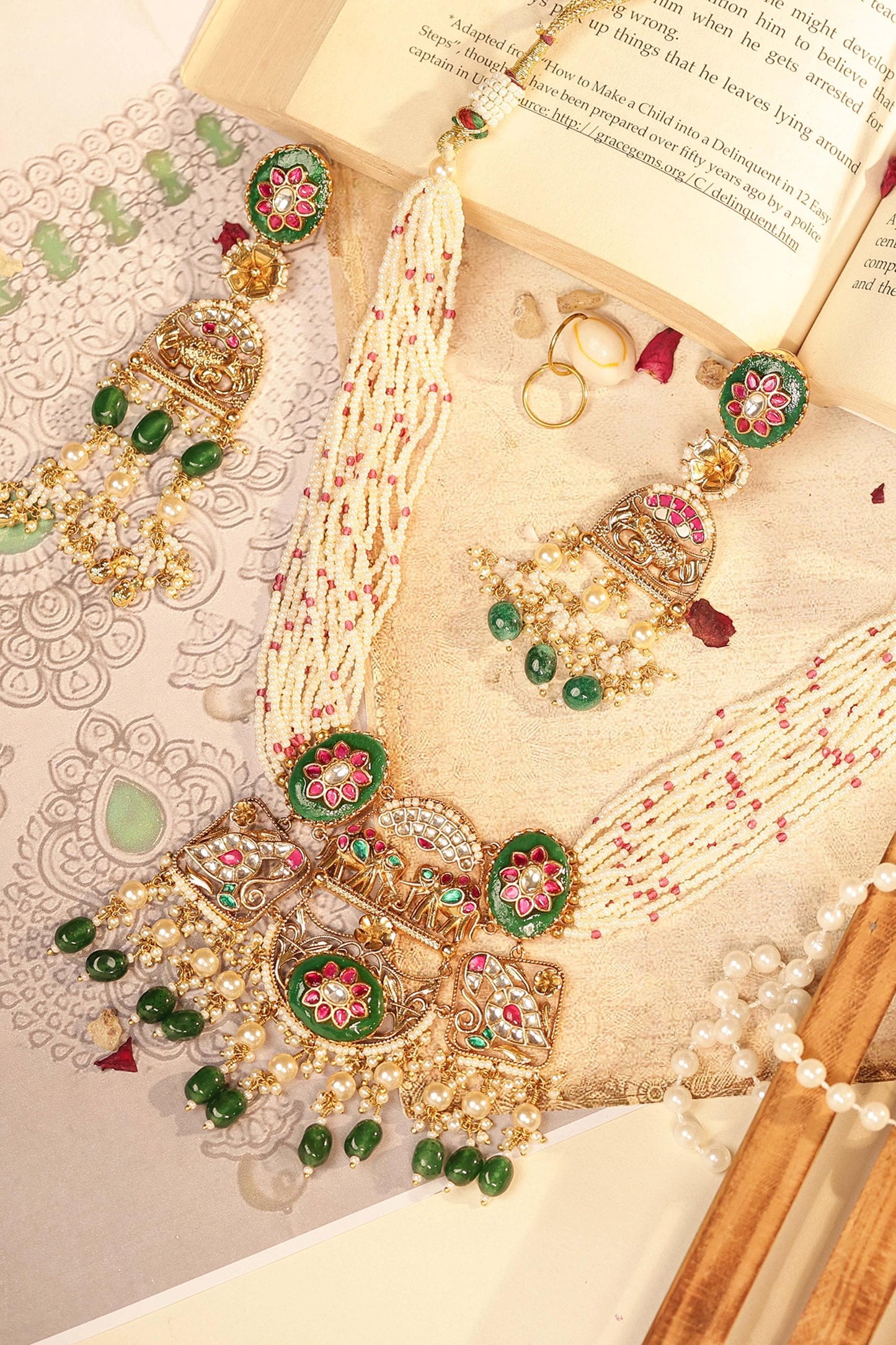 Multi Strand Pearl Choker Necklace Set with Green Kundan Pendant, Indian Bridal Jewelry, Wedding Necklace, Gold Choker with Earrings