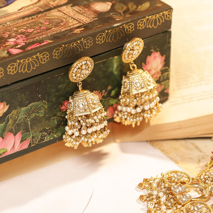 Gold Kundan Bridal Necklace Set with Pearl Jhumka Earrings, Traditional Indian Wedding Jewelry, Statement Choker Set