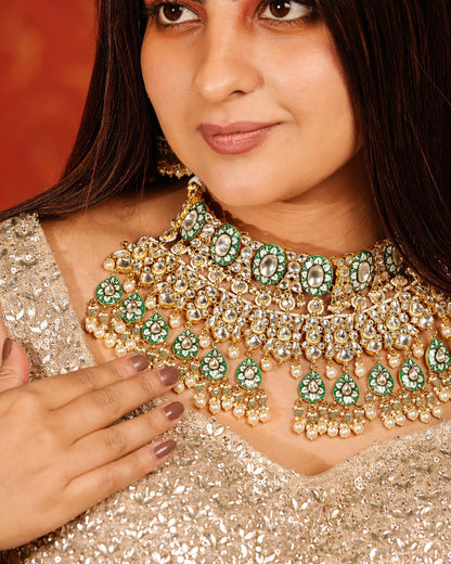 Royal Kundan Polki Bridal Necklace Earrings Set with Green Beads & Maang Tikka  Traditional Indian Wedding Jewelry