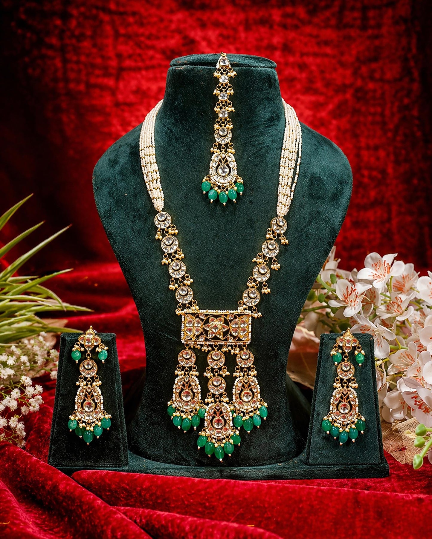 Long Kundan Pearl Pendant Necklace Set, Green Beaded Bridal Jewelry, Indian Wedding Jewelry, Ethnic Polki Necklace Earrings Maang Tikka