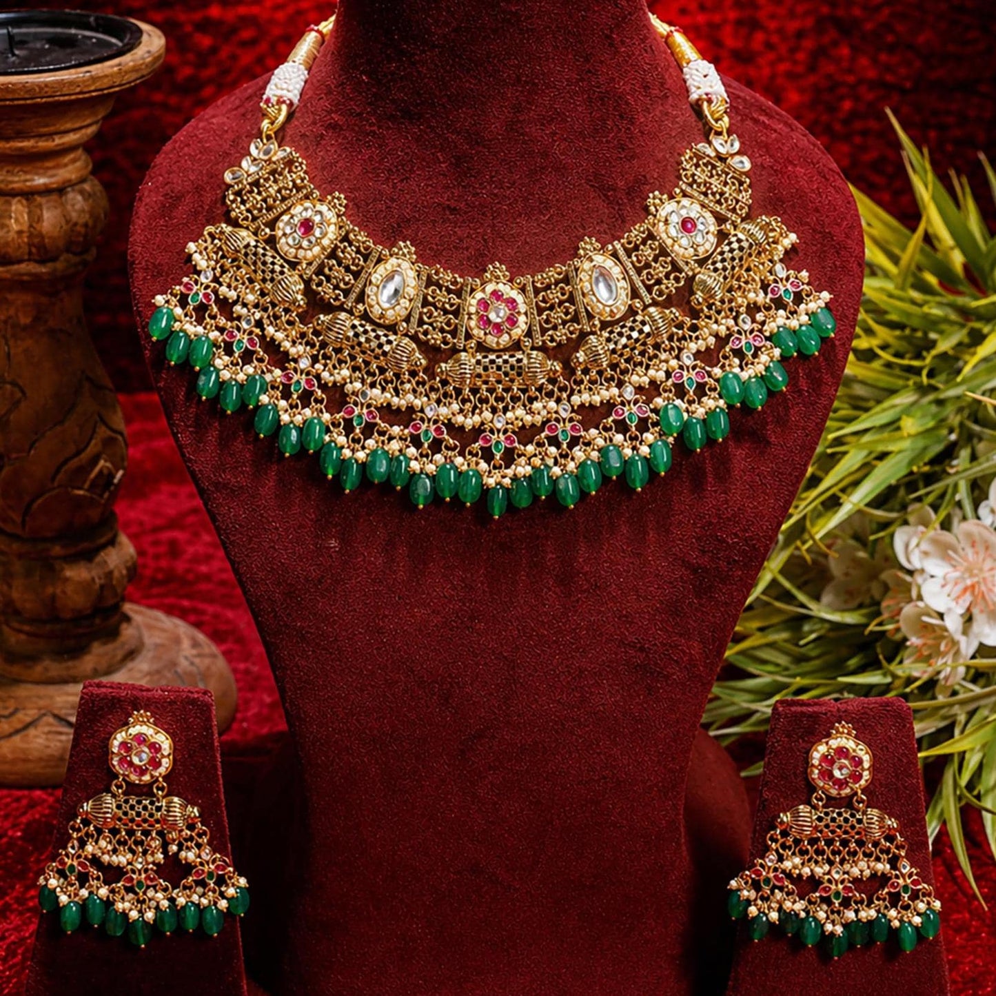 Antique Kundan Necklace Set with Green Beads, Bridal Gold Choker Necklace, Traditional Indian Wedding Jewelry Set with Earrings