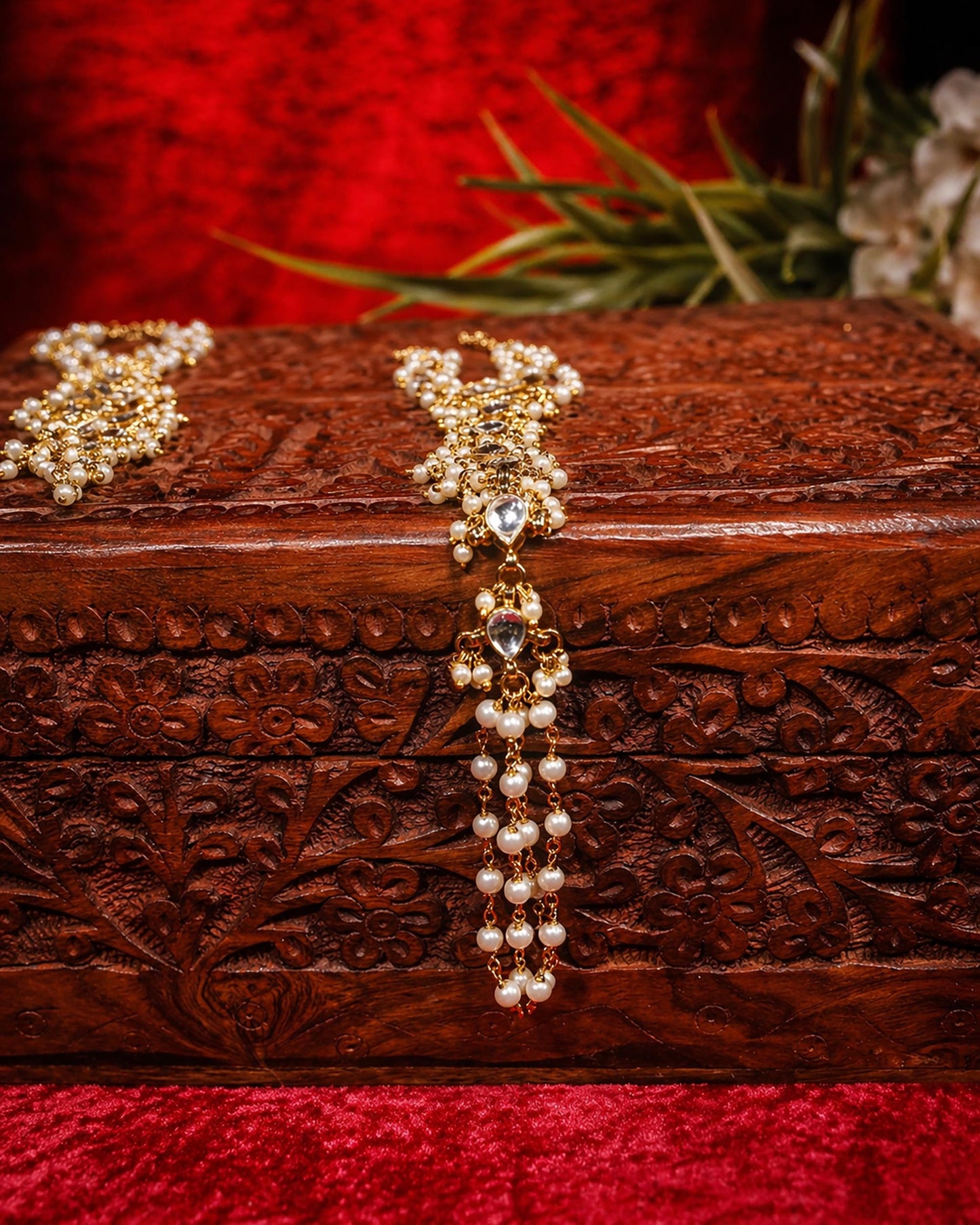Kundan Pearl Hand Harness Bracelet for Women, Bridal Hathphool Jewelry, Indian Wedding Hand Chain, Gold Plated Hand Accessory, Hand Jewelry