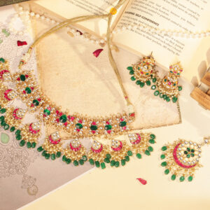 Traditional Jadau Kundan Bridal Necklace Set with Green Drops & Maangtikka (TGJ-2029)